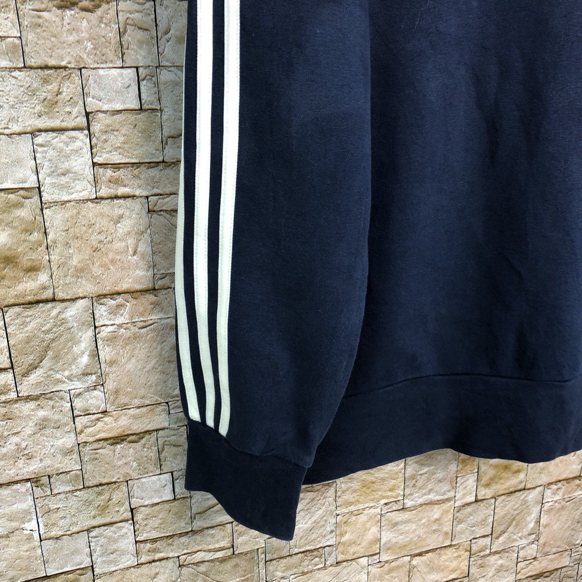 Adidas Adidas 3 stripe Dark Blue Sweatshirt #A250 Size US L / EU 52-54 / 3 - 7 Thumbnail
