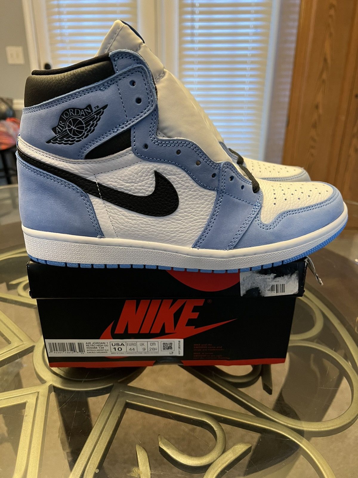 Jordan Brand Jordan 1 Retro High “University Blue 2021 Size US 10 / EU 43 - 5 Thumbnail