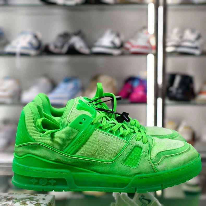 Louis Vuitton LV Trainer Fluorescent Green Sneaker Size 7-2506 Size US 7 / EU 40 - 3 Thumbnail