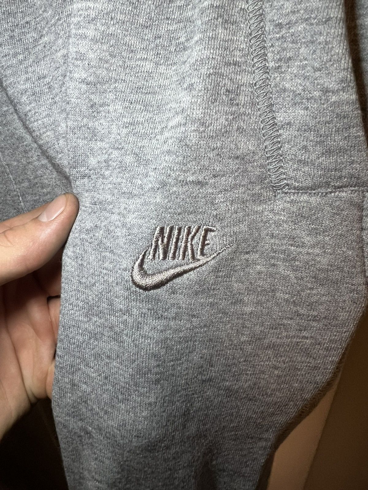 Nike Vintage Nike baggy oversized embroidered logo sweatpants Size US 36 / EU 52 - 2 Thumbnail