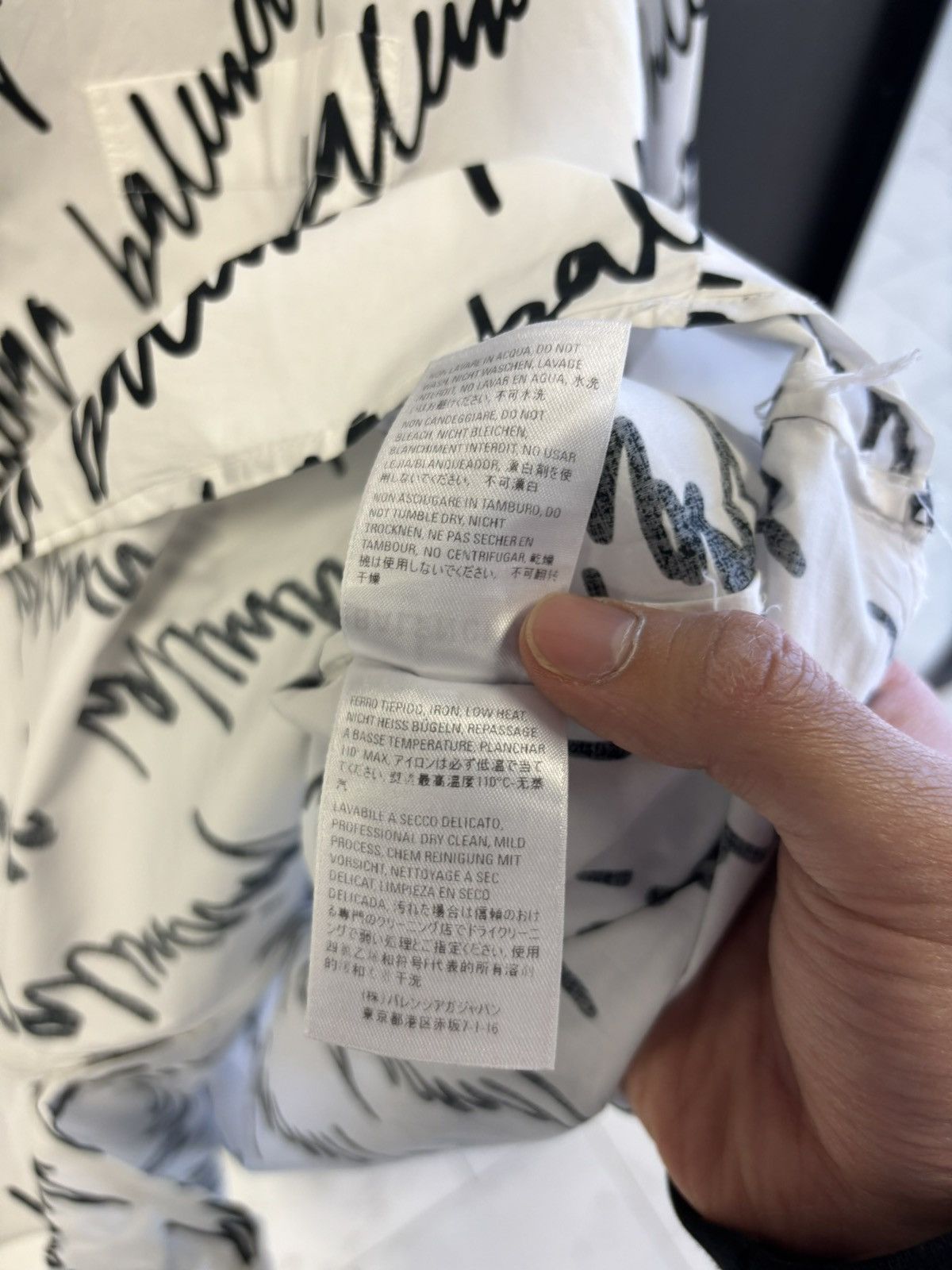 Balenciaga Balenciaga Cursive All Over button-up shirt Size US XL / EU 56 / 4 - 6 Thumbnail