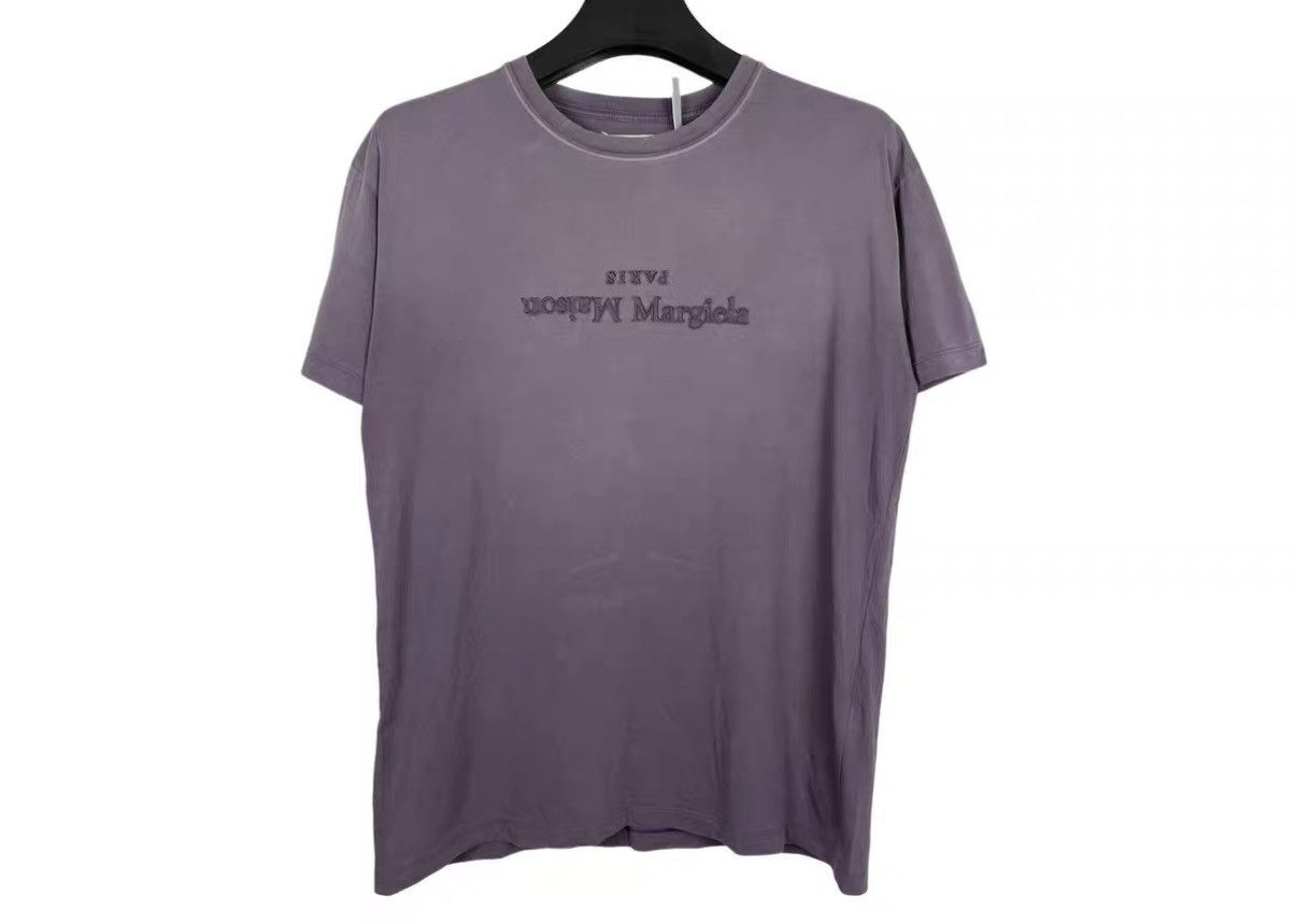 Maison Margiela Maison Margiela Taro Purple Embroidered Short Sleeve J31 Size US XS / EU 42 / 0 - 1 Thumbnail