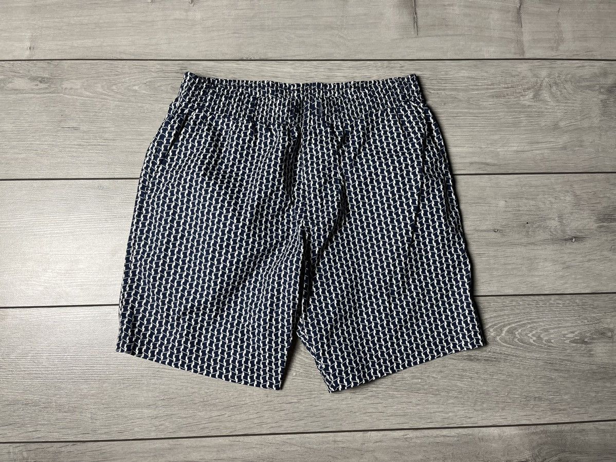 Vintage Vintage shorts monogram size Large Size US 34 / EU 50 - 1 Thumbnail