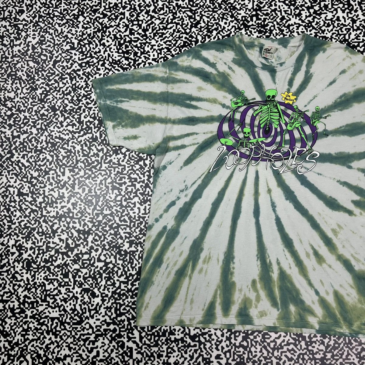 Band Tees Vintage Y2K The Murlocs Loopholes Tie Dye Band Rock T-shirt Size US XL / EU 56 / 4 - 2 Thumbnail