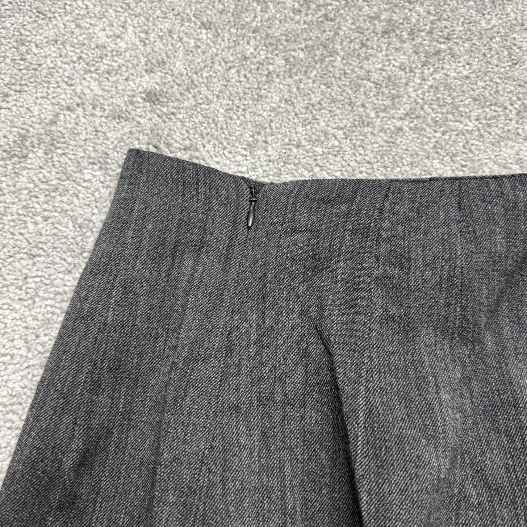 Vintage VINTAGE KAZA Skirt Women 6 Pencil Wool Charcoal Gray Knee Length Workwear 90s Classic Size 28" / US 6 / IT 42 - 3 Thumbnail