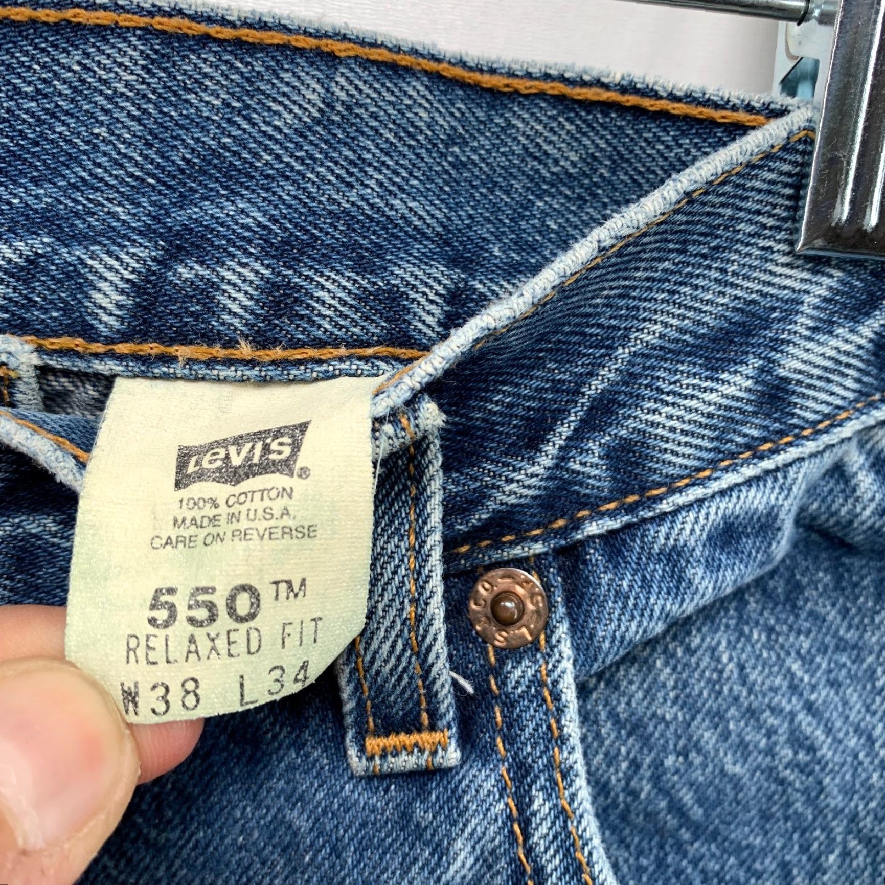 Levi's VINTAGE Levi's 550 Jeans Mens 35x33 Blue Straight Relaxed Made USA - Levi's, Jeans, 90s, 550, 5-Pocket, Regular Size US 35 - 2 Thumbnail