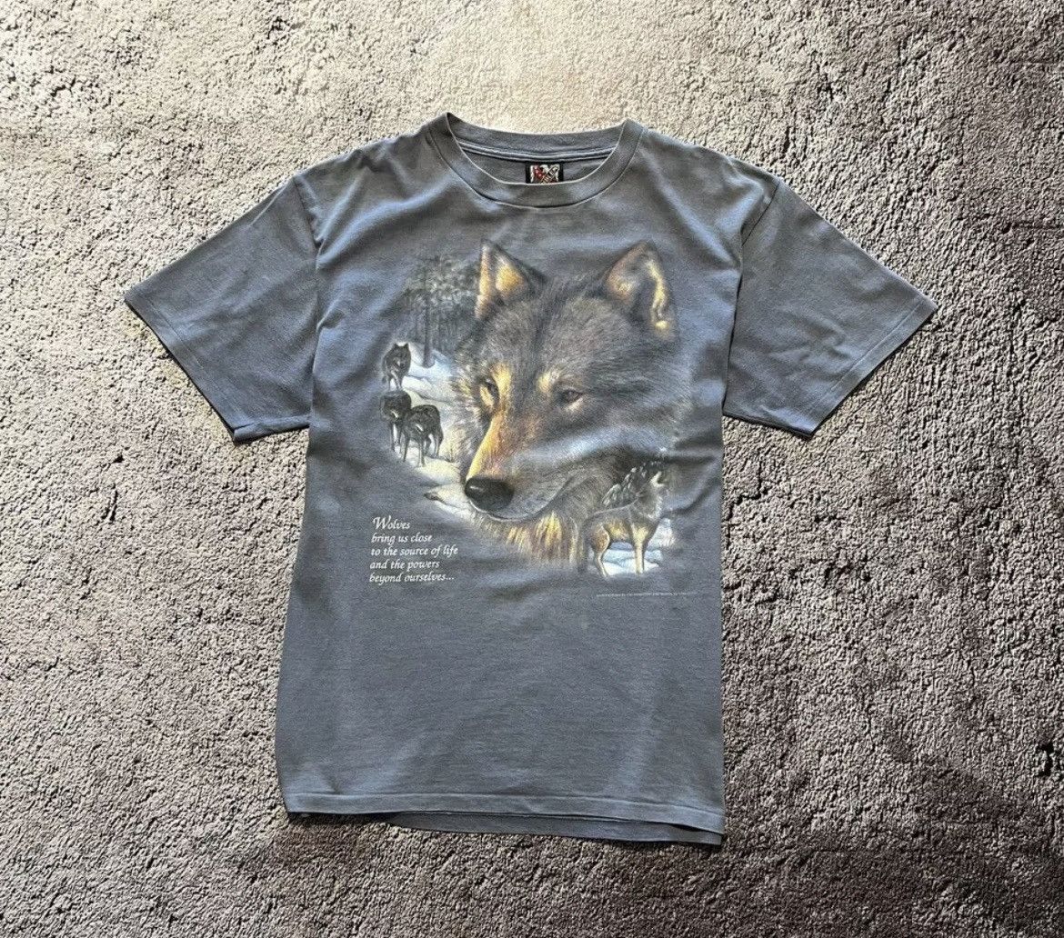 Vintage Vintage 3D Emblem 1994 Wolf T-Shirt Size L Size US L / EU 52-54 / 3 - 1 Thumbnail