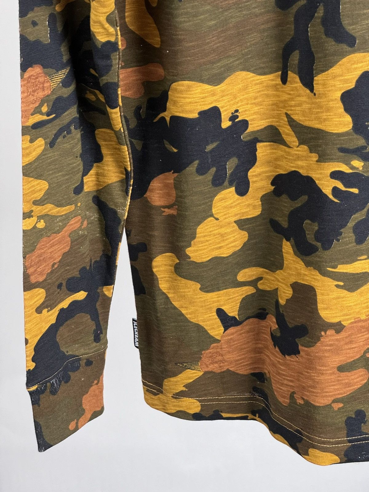 Icecream UNWORN* Icecream Camo ls tee M Size US M / EU 48-50 / 2 - 11 Thumbnail