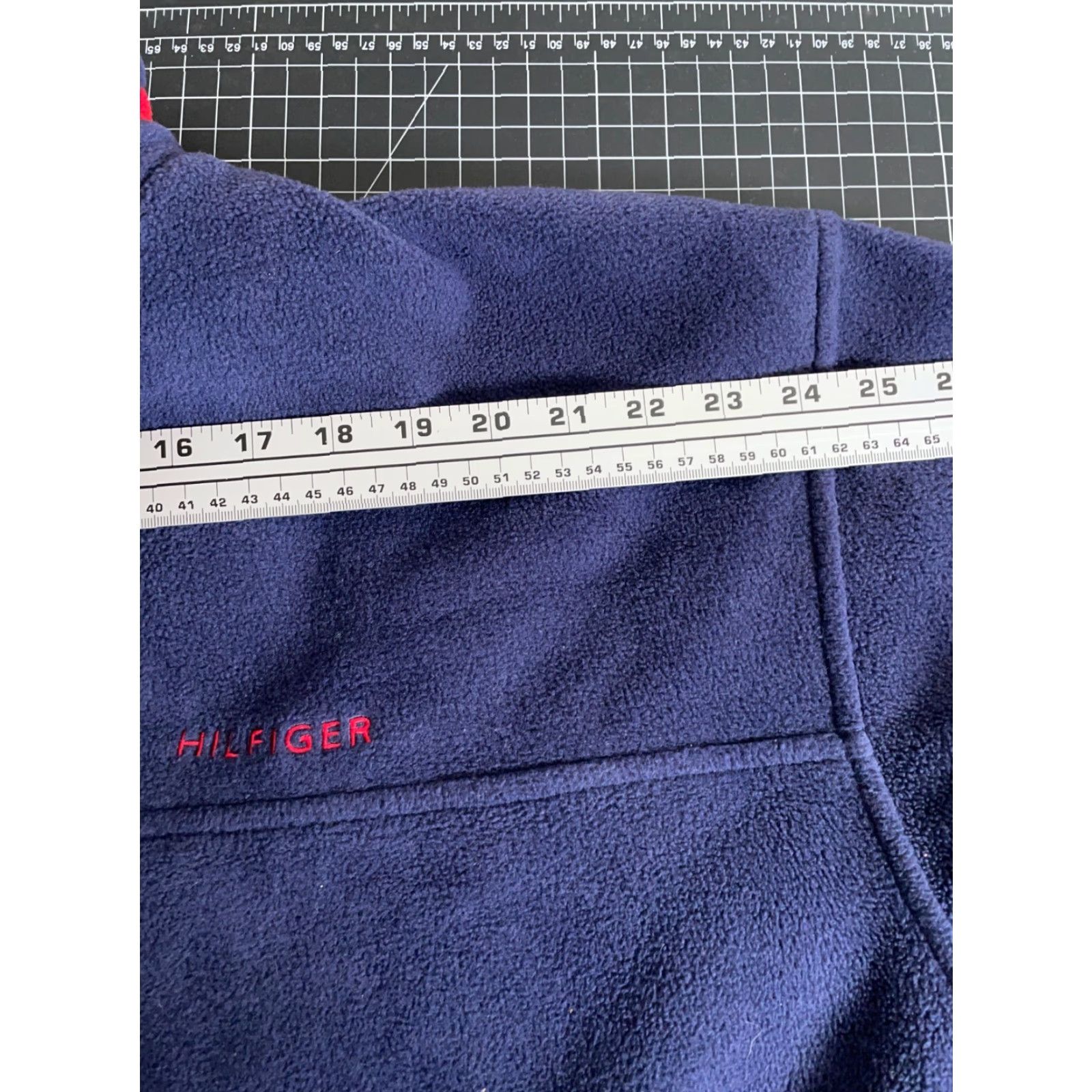 Tommy Hilfiger VINTAGE Tommy Hilfiger Jacket 1/4 Zip Fleece Pullover Adult Large Dark Blue Heavy Embroidered 90s Mens Size US L / EU 52-54 / 3 - 6 Thumbnail