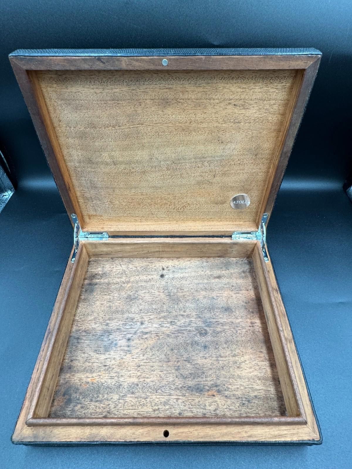 Other Atoll Cigar Case Box Humidor Alligator Black Leather Needs R Size ONE SIZE - 8 Thumbnail