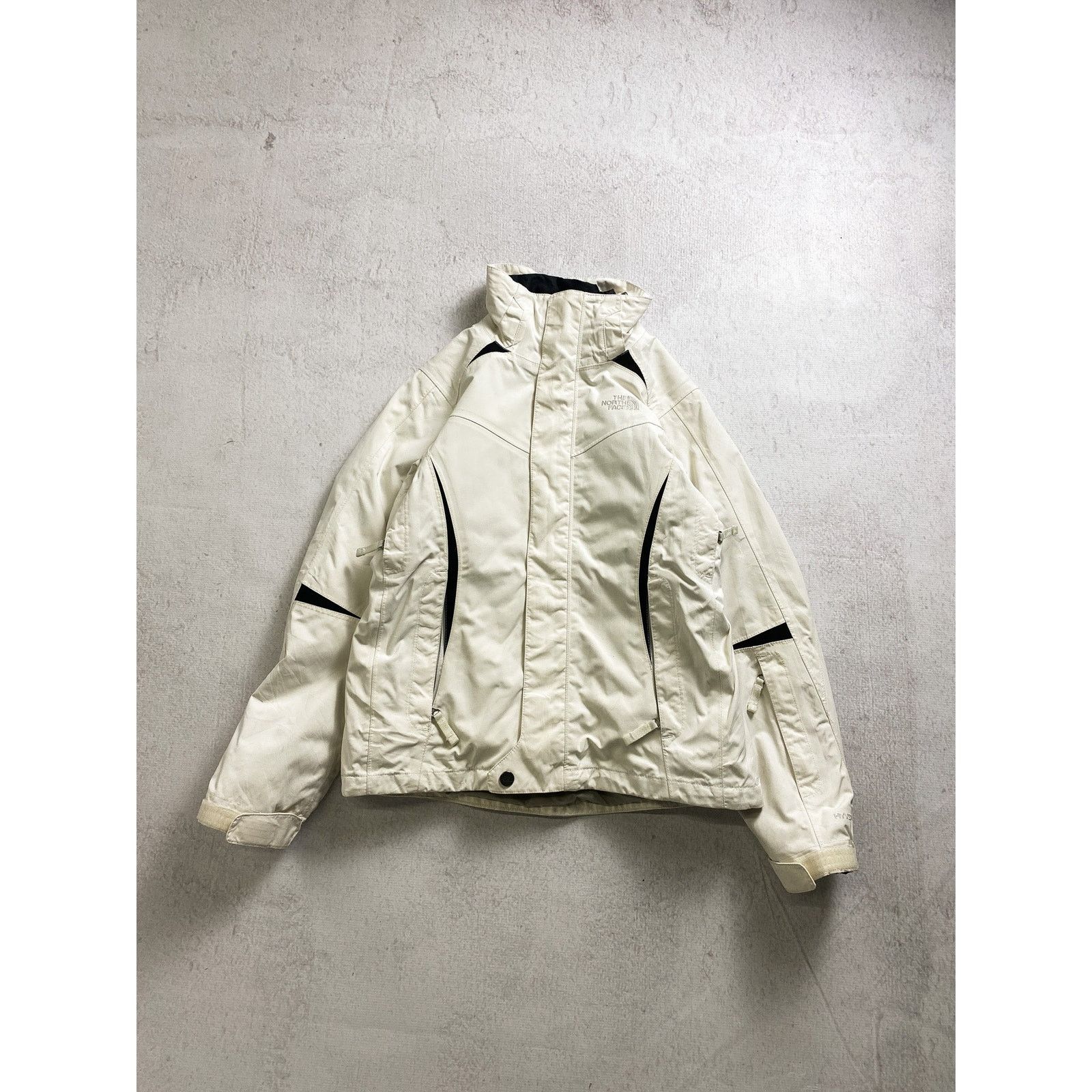 The North Face Vintage 00s The North Face Hyvent White Jacket - Women's XS Size XS / US 0-2 / IT 36-38 - 1 Thumbnail