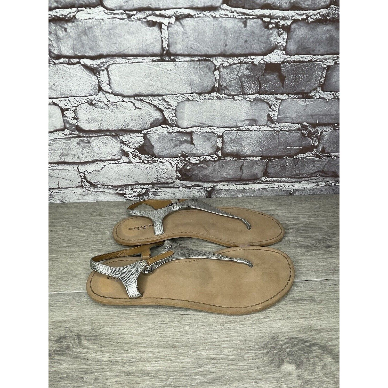 Coach Coach Cheyanne Silver Leather Thong Strap Flats Sandals Wome Size US 9.5 / IT 39.5 - 5 Thumbnail