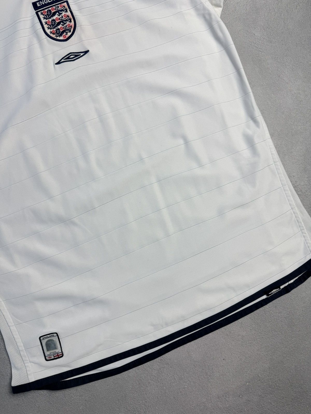 Umbro England 2003 2005 Home Shirt Jersey Reversible Umbro Size US L / EU 52-54 / 3 - 4 Thumbnail