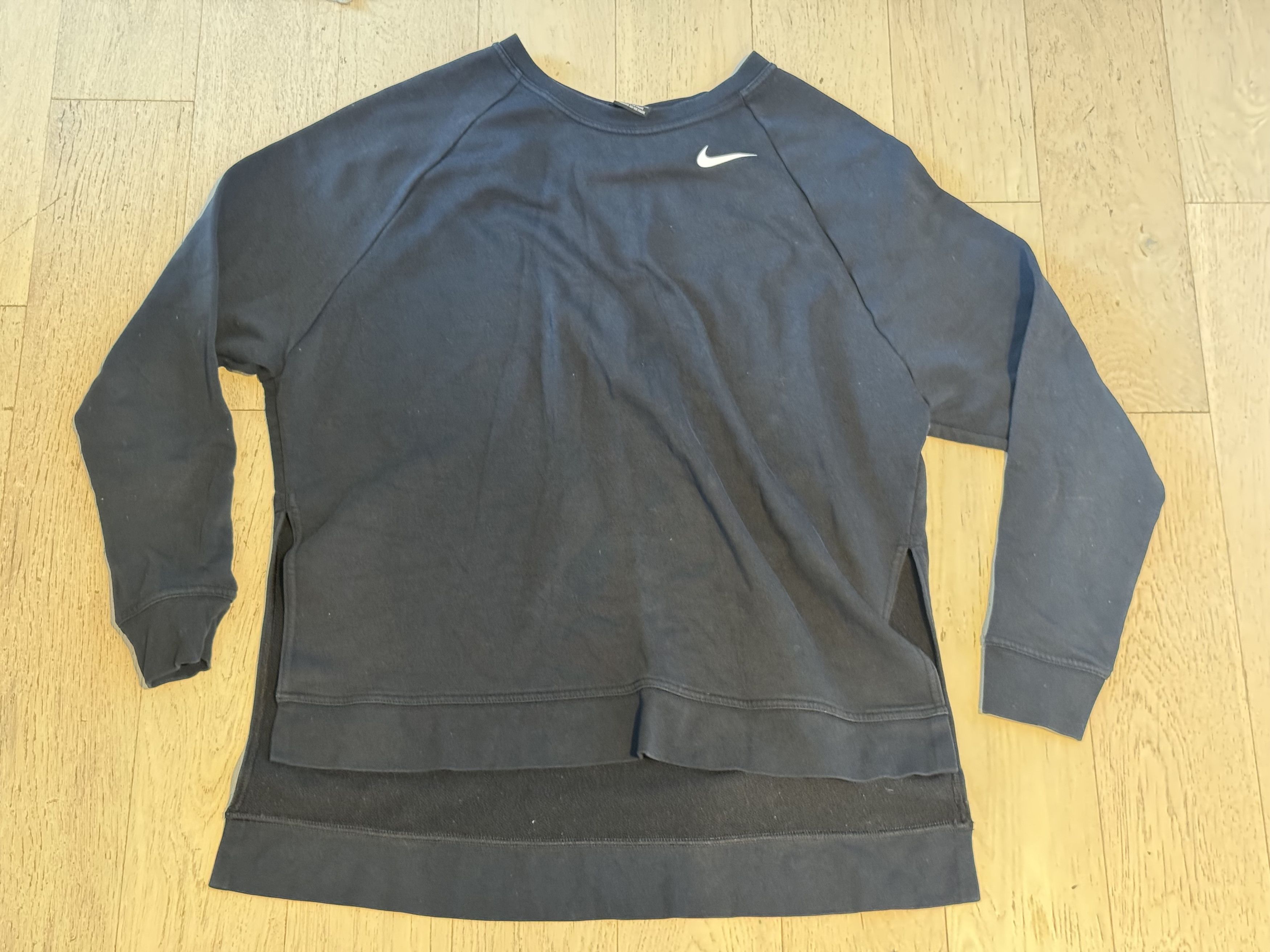 Nike Nike Dri Fit Sweatshirt Size US L / EU 52-54 / 3 - 1 Thumbnail