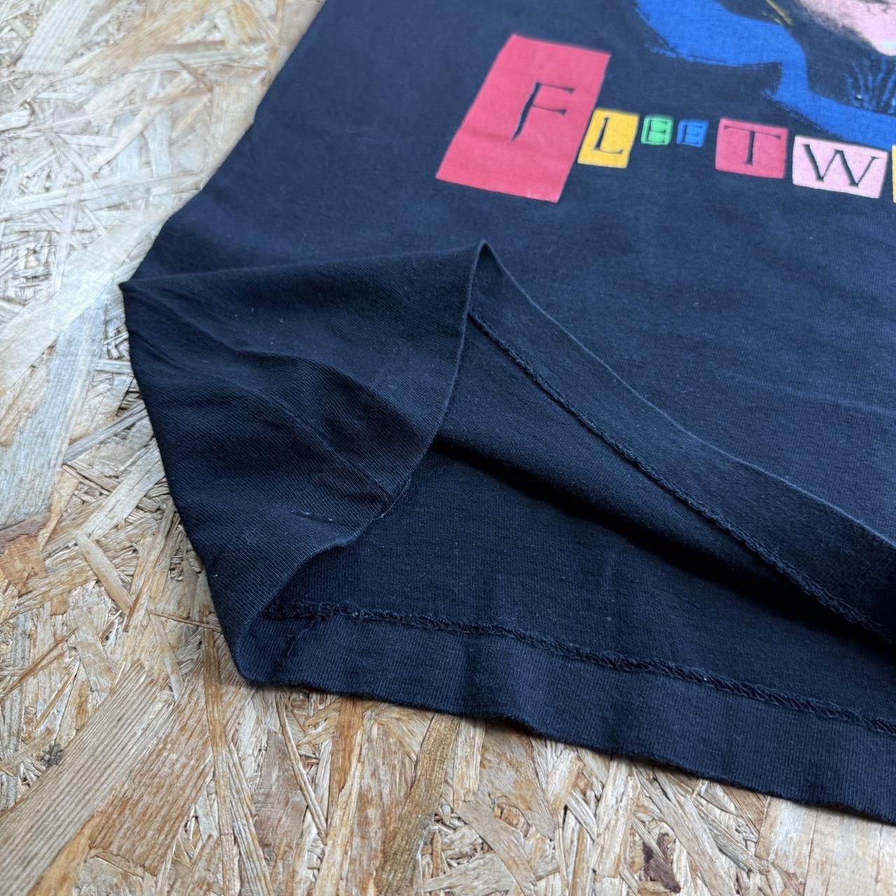 Vintage Fleetwood Mac 1990 behind the mask vintage t-shirt rare M Size US M / EU 48-50 / 2 - 5 Thumbnail