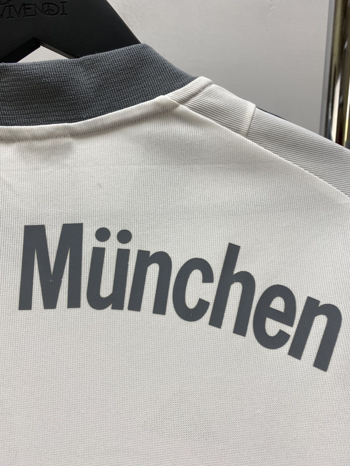Adidas × Vintage Adidas Bayern Munich 2002 2004 Away Soccer Football Jersey Size US XL / EU 56 / 4 - 16 Thumbnail