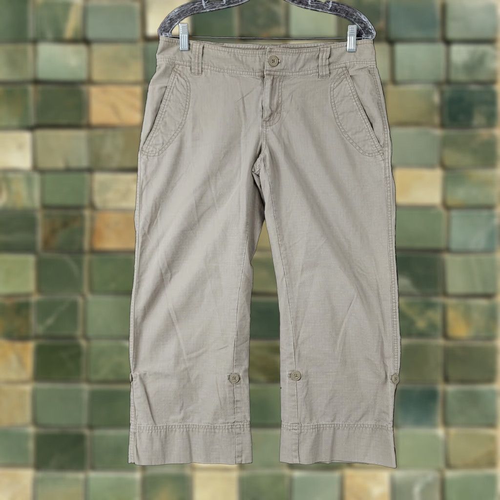 The North Face The North Face Womens Capris Beige Straight Loose Size 8 Regular Pants Size ONE SIZE - 1 Thumbnail