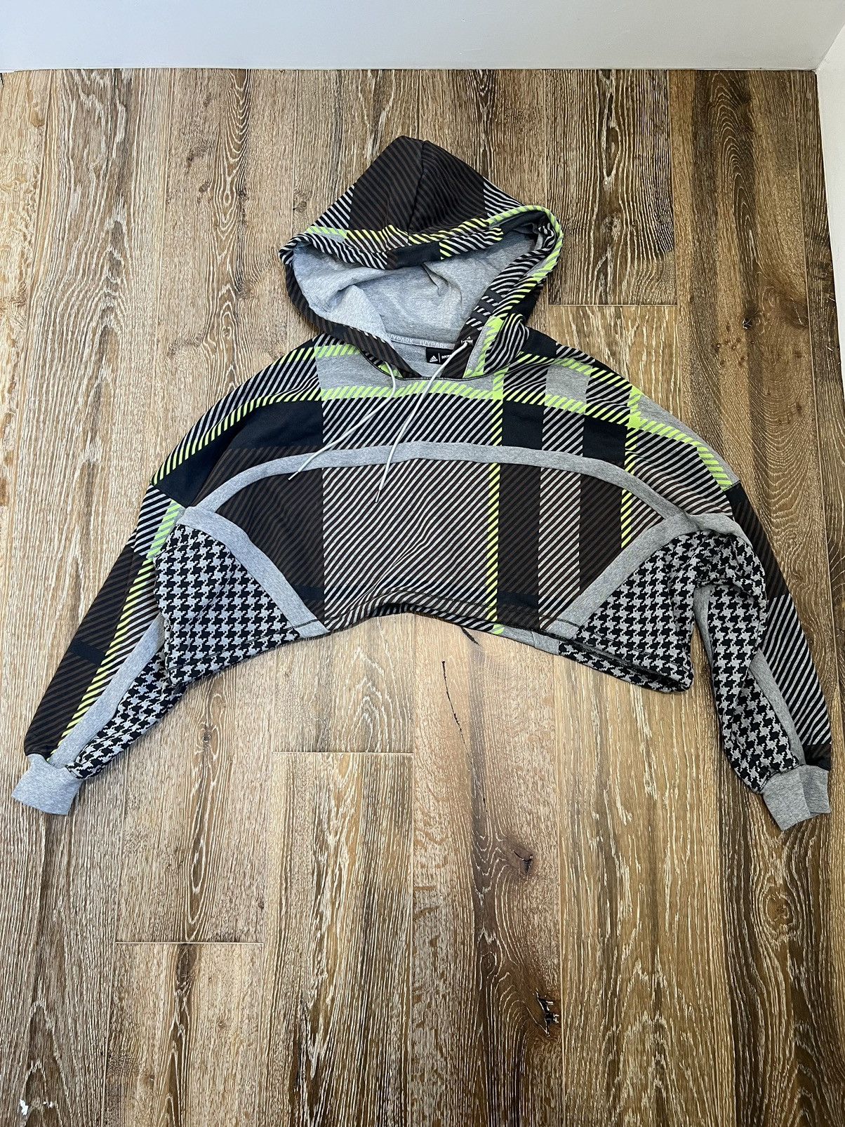 Ivy park Adidas hot cropped hoodie