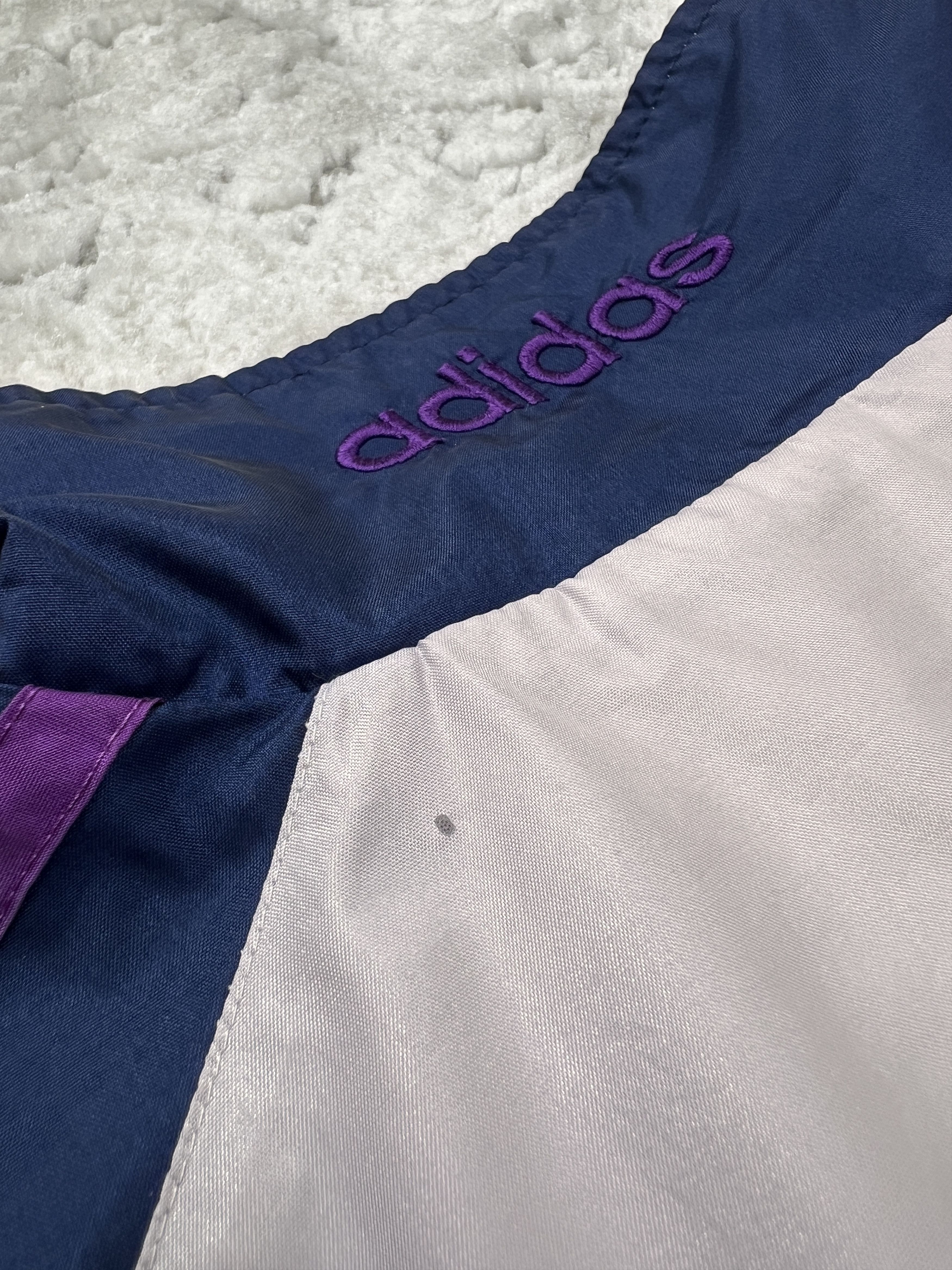 Adidas Vintage Adidas Chevron Panel Windbreaker Jacket - Size L Size US L / EU 52-54 / 3 - 20 Thumbnail