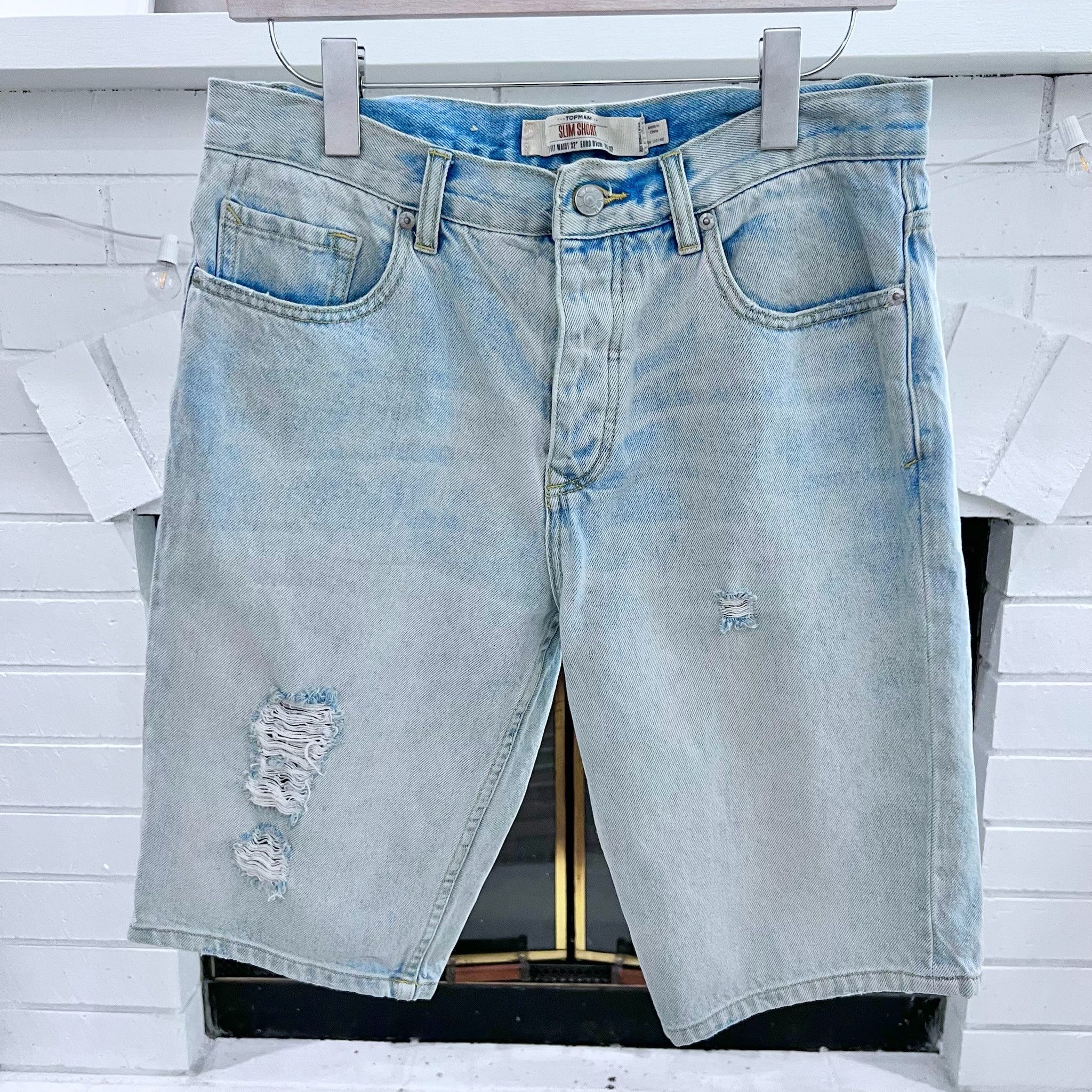 Topman TOPMAN Distressed Denim Slim Shorts Size US 32 / EU 48 - 1 Thumbnail