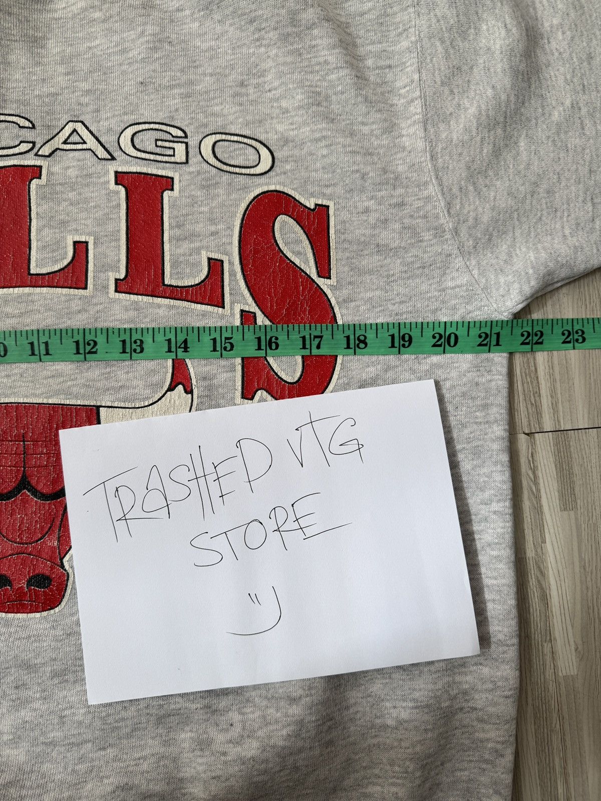 NBA × Vintage Vintage Jostens Chicago Bulls NBA Worn Sweatshirt Size US M / EU 48-50 / 2 - 13 Thumbnail