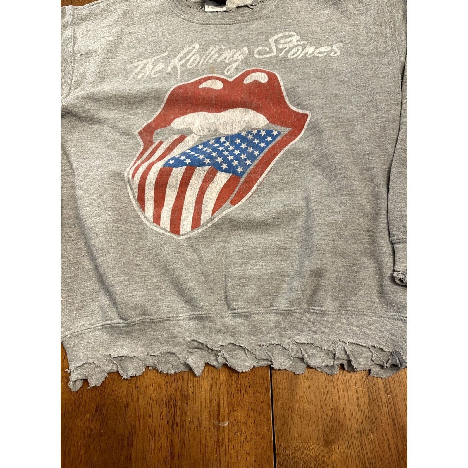Vintage The Rolling Stones Crewneck Sweatshirt Small Distressed Frayed Gray Womens Size S / US 4 / IT 40 - 5 Thumbnail