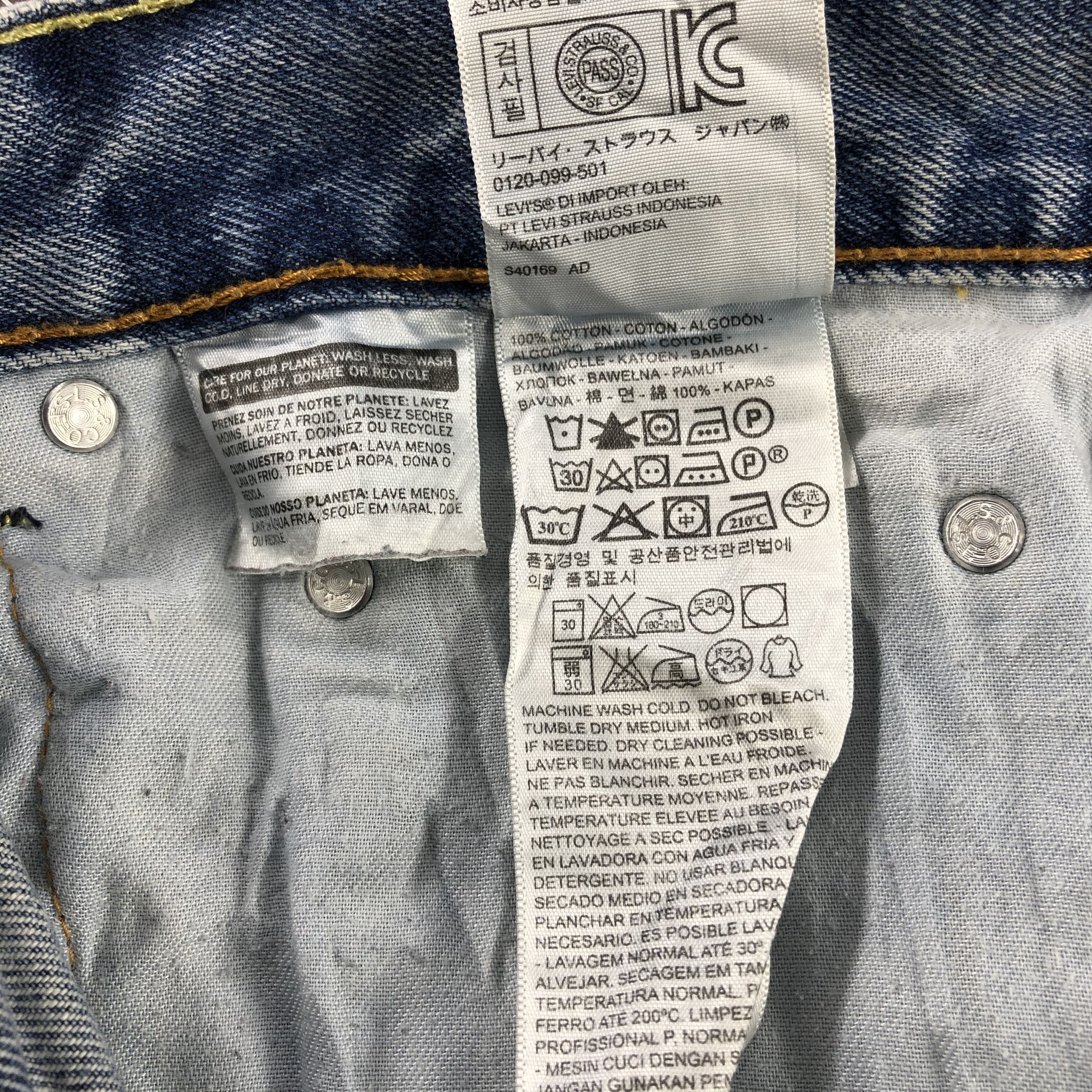 Levi's × Vintage Vintage Blue Wash Levis 501 Jeans-JM2903 Size US 34 / EU 50 - 13 Thumbnail