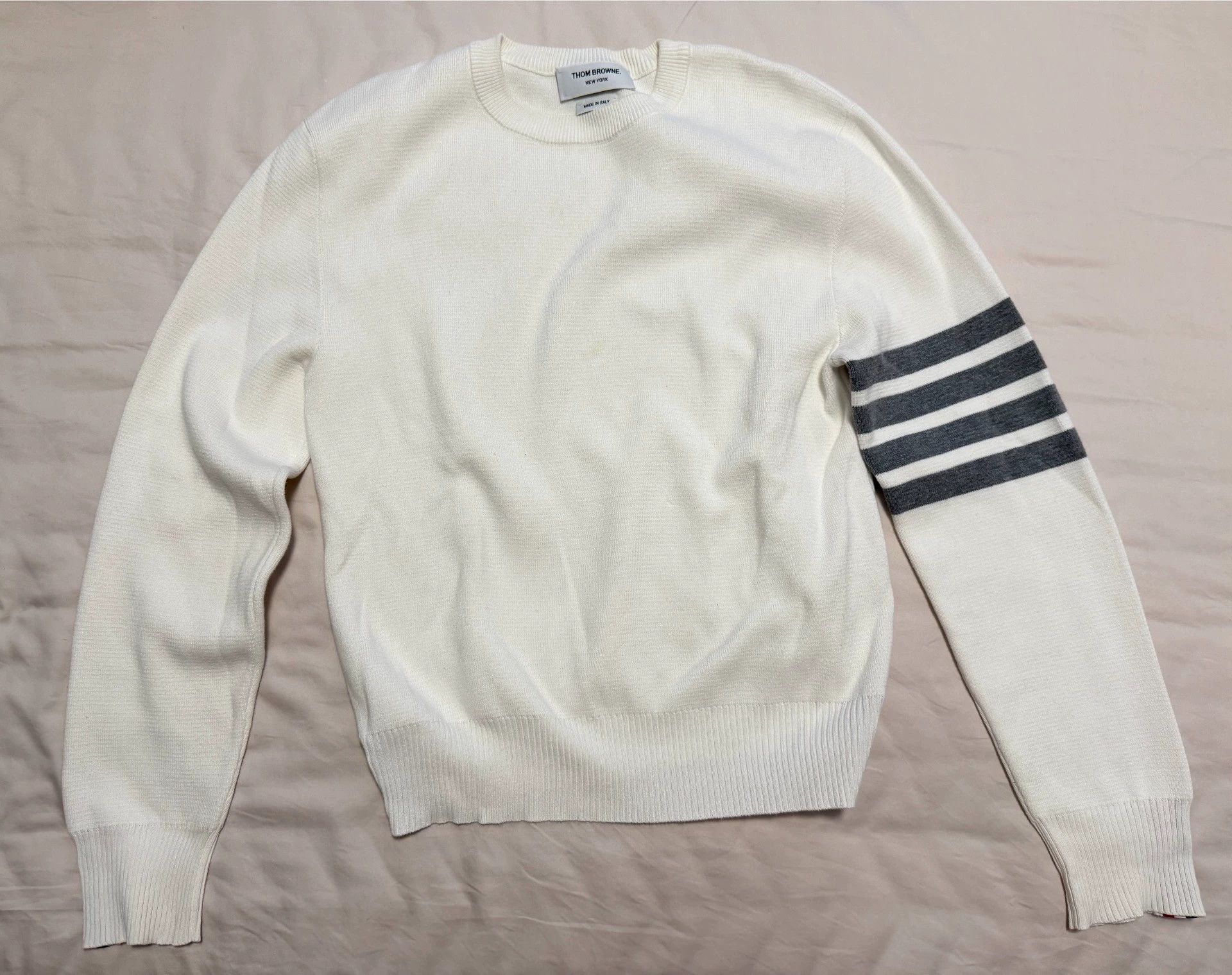 Thom Browne Thom Browne 4-Stripe White Knit Sweater Size US XS / EU 42 / 0 - 1 Thumbnail