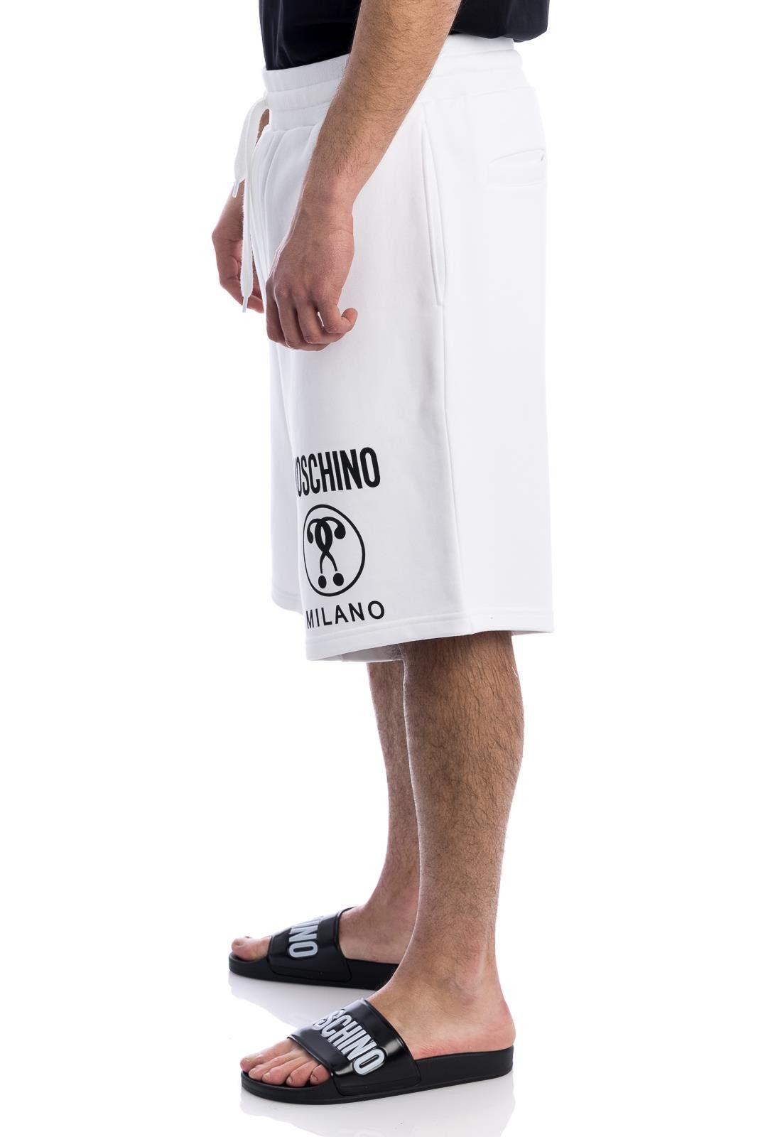 Moschino o1y0225 Logo Short in White Size US 34 / EU 50 - 4 Thumbnail