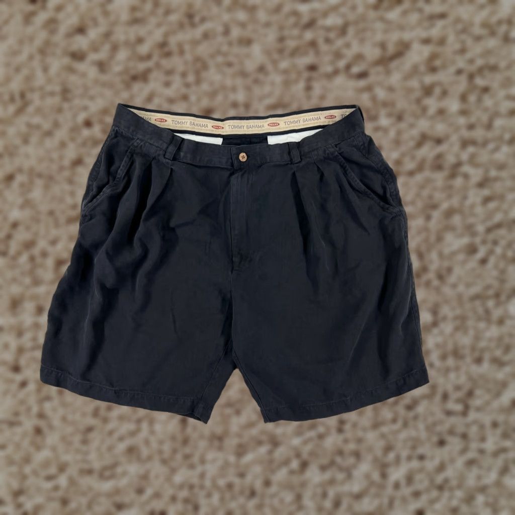 Tommy Bahama Tommy Bahama Shorts Men 38 Black Pleated Bermuda Silk Blend Bermuda Casual Pockets Logo 9in Inseam 38x9 Mens Size US 38 / EU 54 - 1 Thumbnail