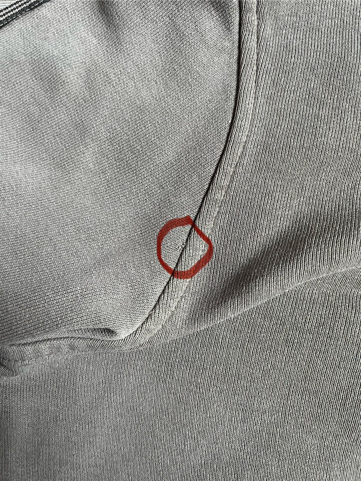 Dolce & Gabbana Vintage 90s Dolce & Gabbana Beige Pocket V Neck Hoodie Size US M / EU 48-50 / 2 - 16 Thumbnail