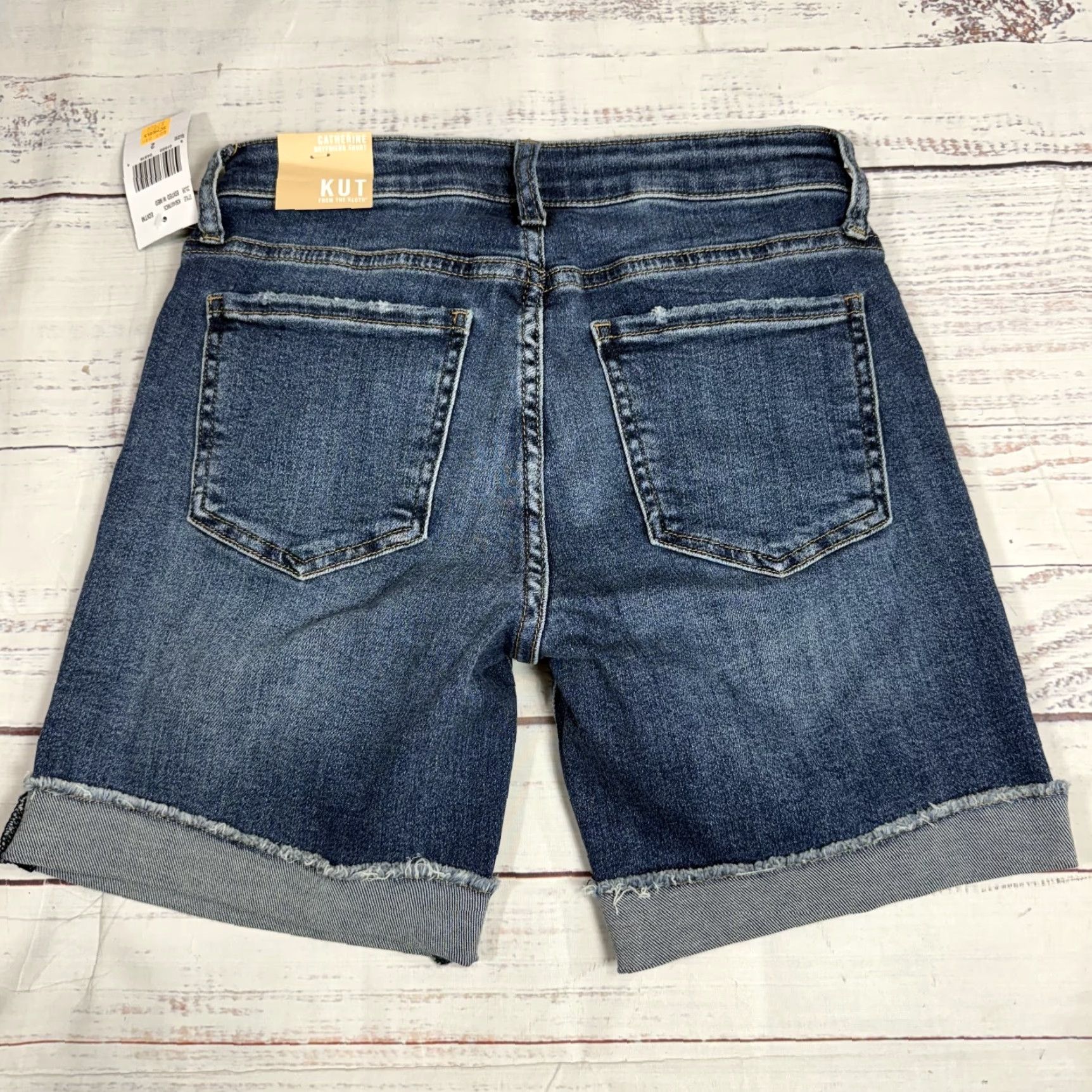 Vintage KUT from The Kloth Catherine Boyfriend Shorts Cuffed Distressed Blue Women 2 NWT Size 26" / US 2 / IT 38 - 6 Thumbnail