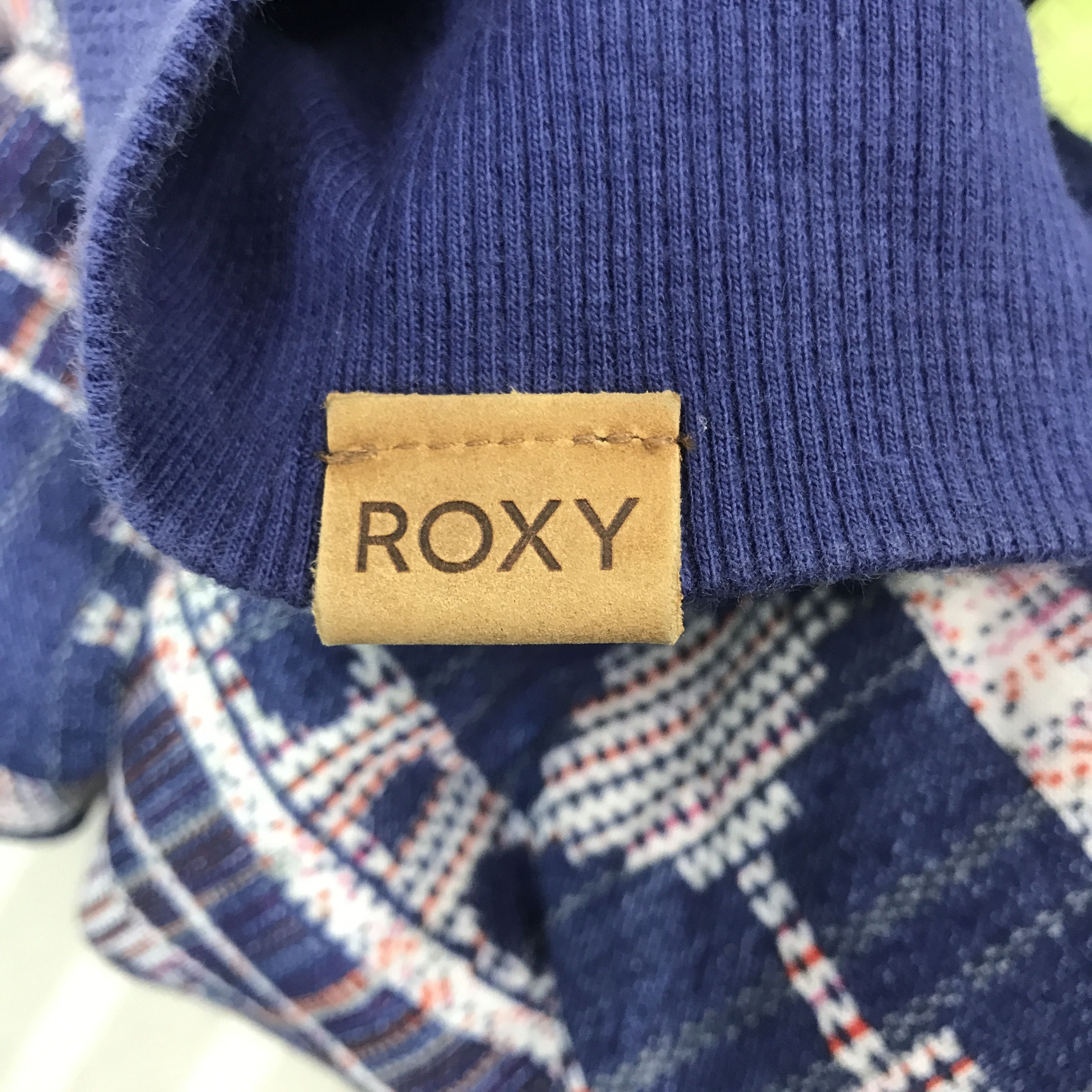 Japanese Brand Vintage Roxy Japan Navajo Hoodie zipper Jacket Size US M / EU 48-50 / 2 - 13 Thumbnail