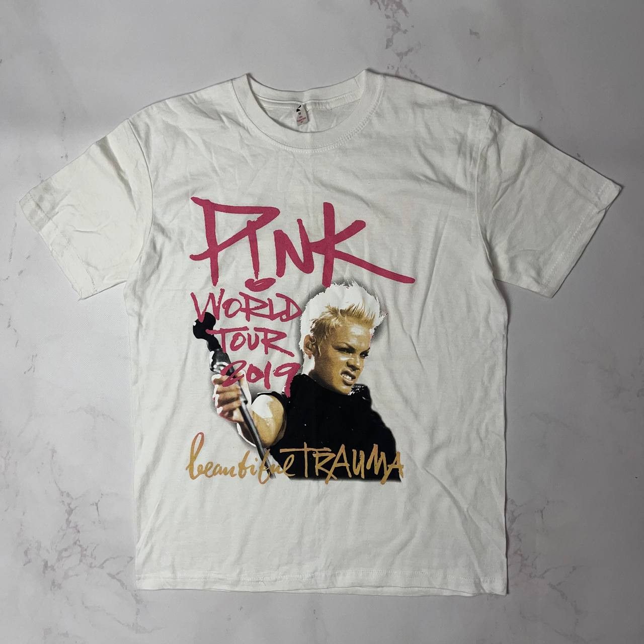 Vintage Band Tees Pink Beautiful Trauma World Tour 2019 T-Shirt M Size US M / EU 48-50 / 2 - 2 Thumbnail
