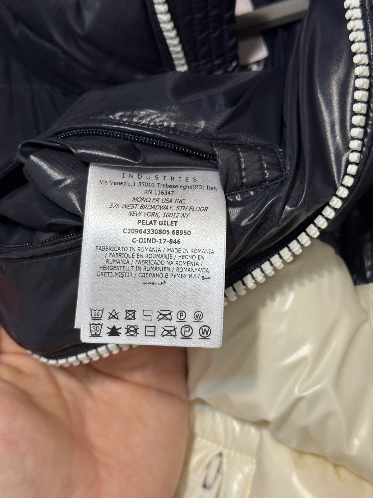 Kith × Moncler Moncler Tricolor Vest Size US XL / EU 56 / 4 - 14 Thumbnail
