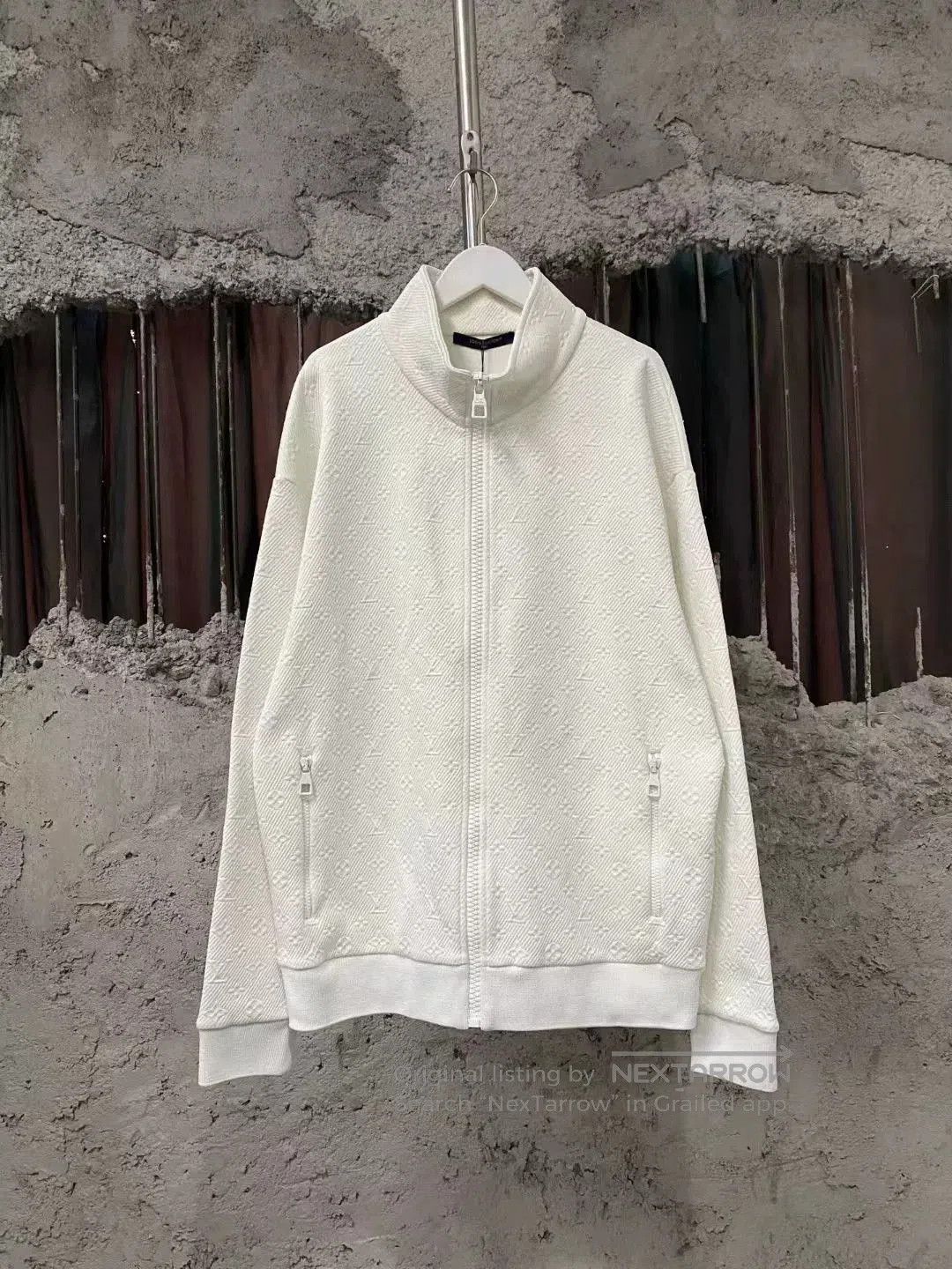 Louis Vuitton Louis Vuitton White Embossed Zipper Jacket. Size US XXL / EU 58 / 5 - 1 Thumbnail