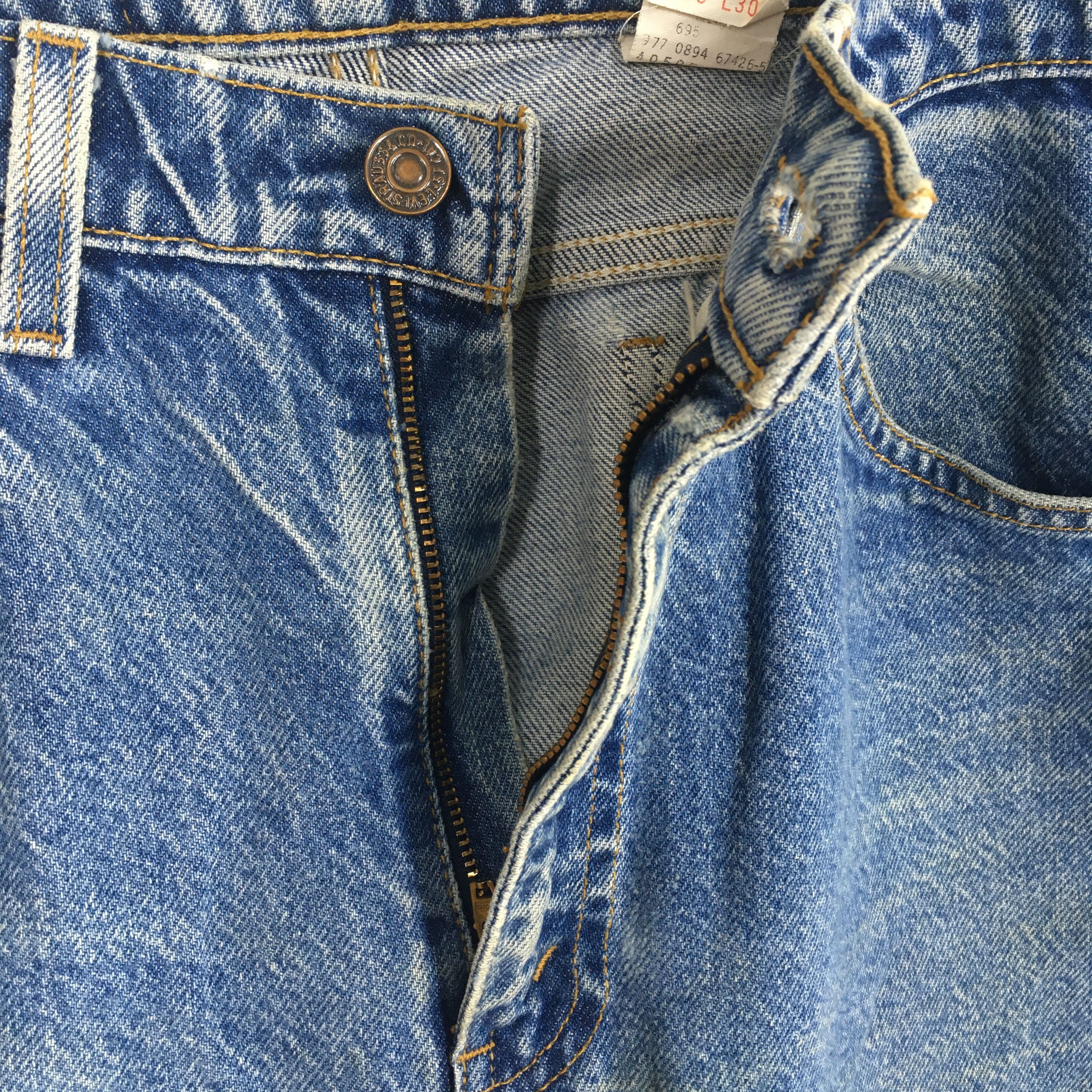 Jean Size 32x29 Vintage Levis 505 Blue High Waisted Jeans Size US 32 / EU 48 - 6 Thumbnail