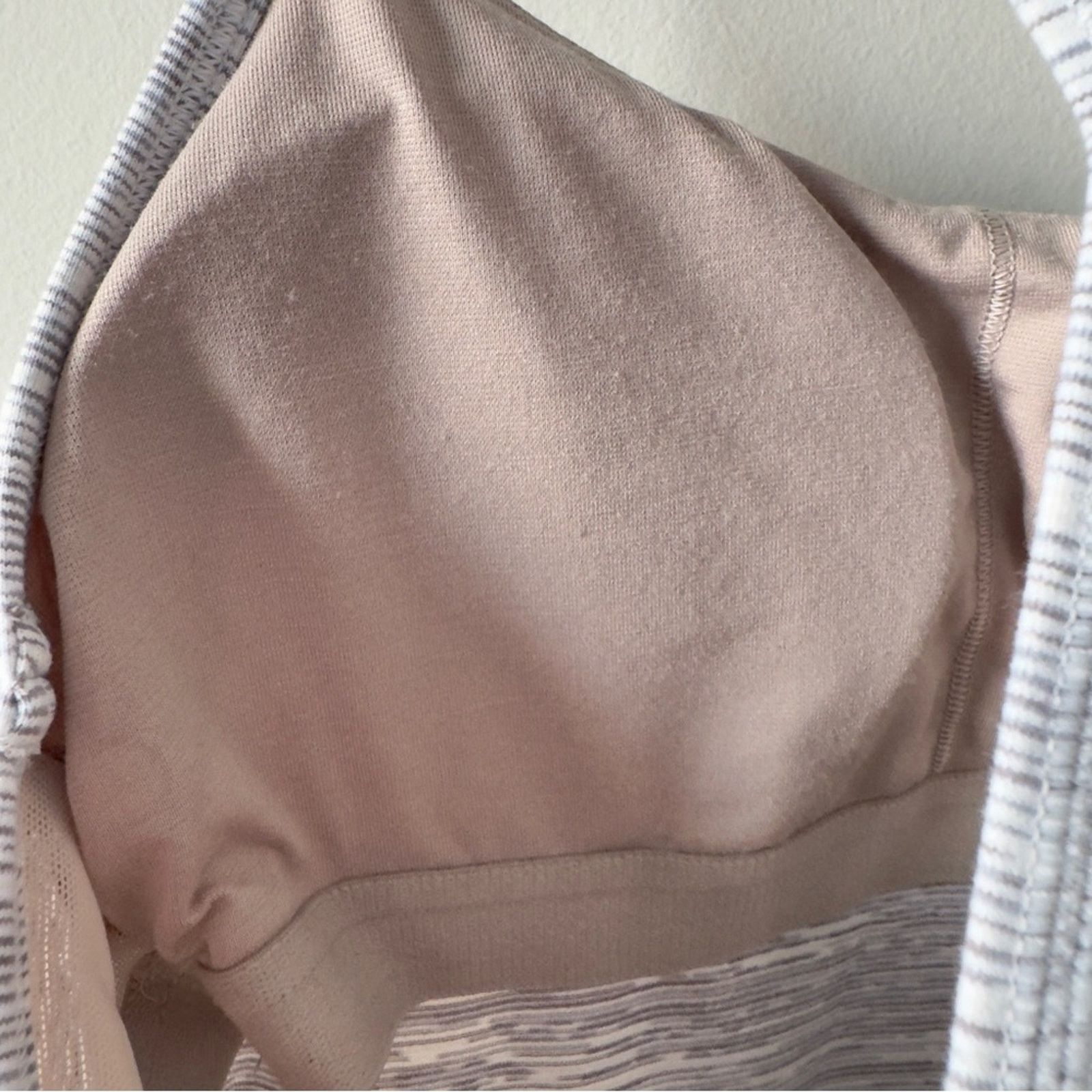 Lululemon Lululemon Power Pose Tank *Light Support For A/B Cup Wee Are Size M / US 6-8 / IT 42-44 - 10 Thumbnail