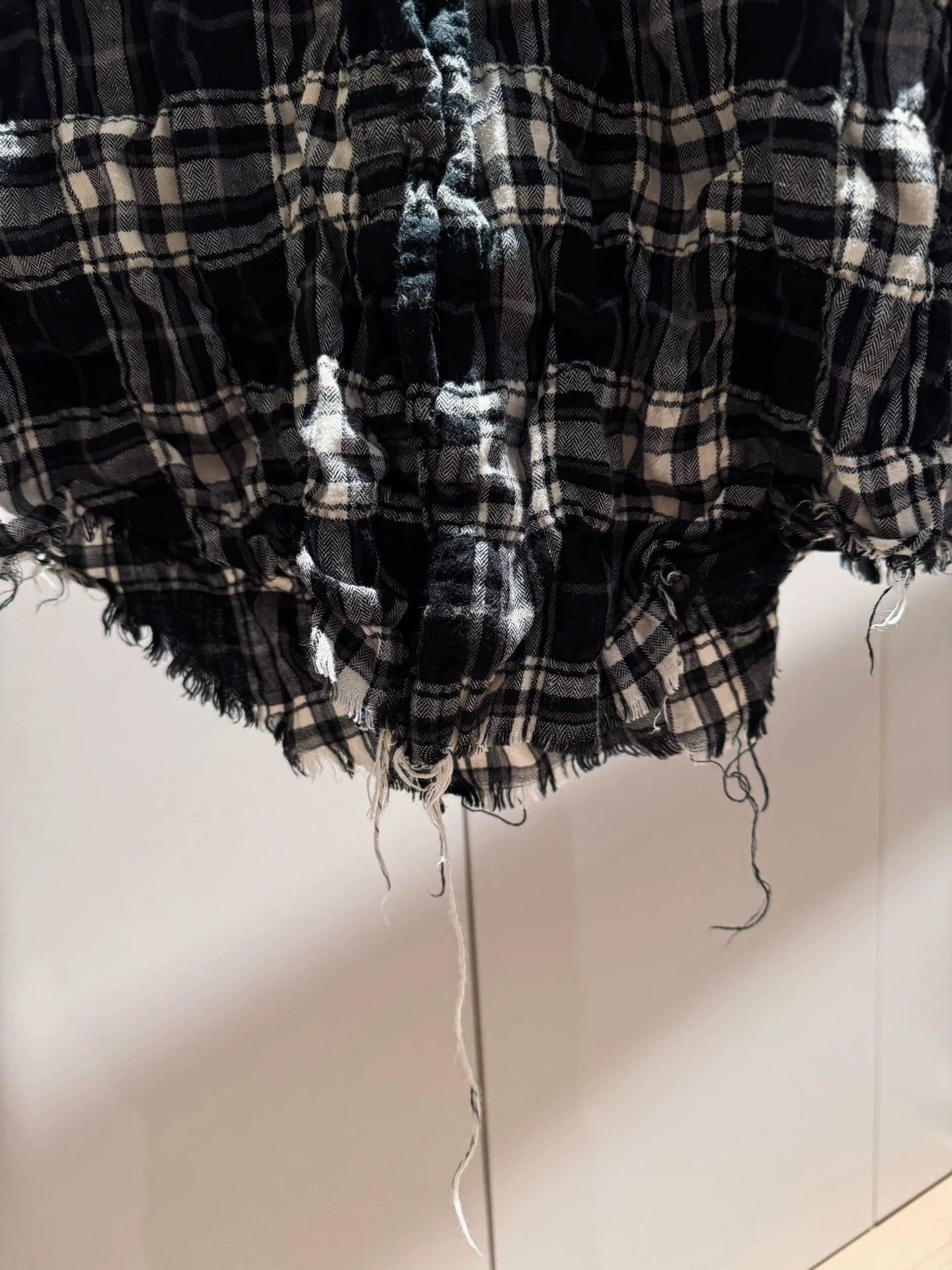 Saint Laurent Paris SLP 16SS B&W Rendered Fringe Destroyed Unisex Shirt Size US S / EU 44-46 / 1 - 3 Thumbnail