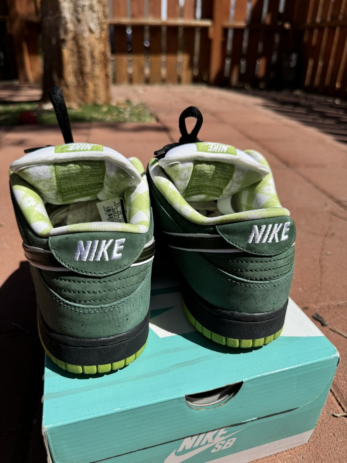 Nike Nike size 8.5 Green lobster dunk sb low Size US 8.5 / EU 41-42 - 4 Thumbnail