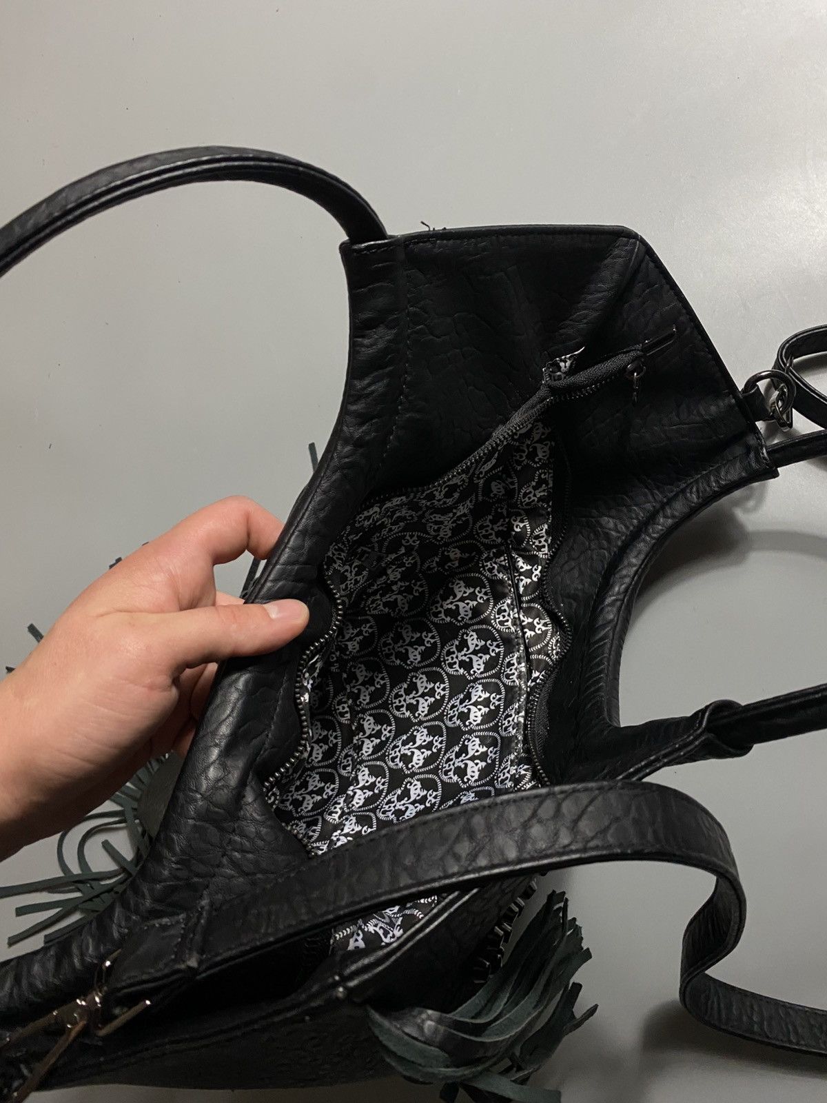 Japanese Brand Alexander McQueen style avant garde skull leather handbag Size ONE SIZE - 11 Thumbnail