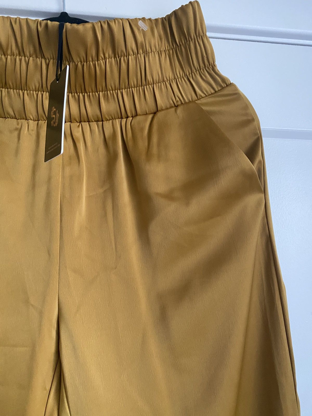 Other Sincerly Jules gold M size High Waisted Wide Leg Pants NWT Size 32" / US 10 / IT 46 - 5 Thumbnail