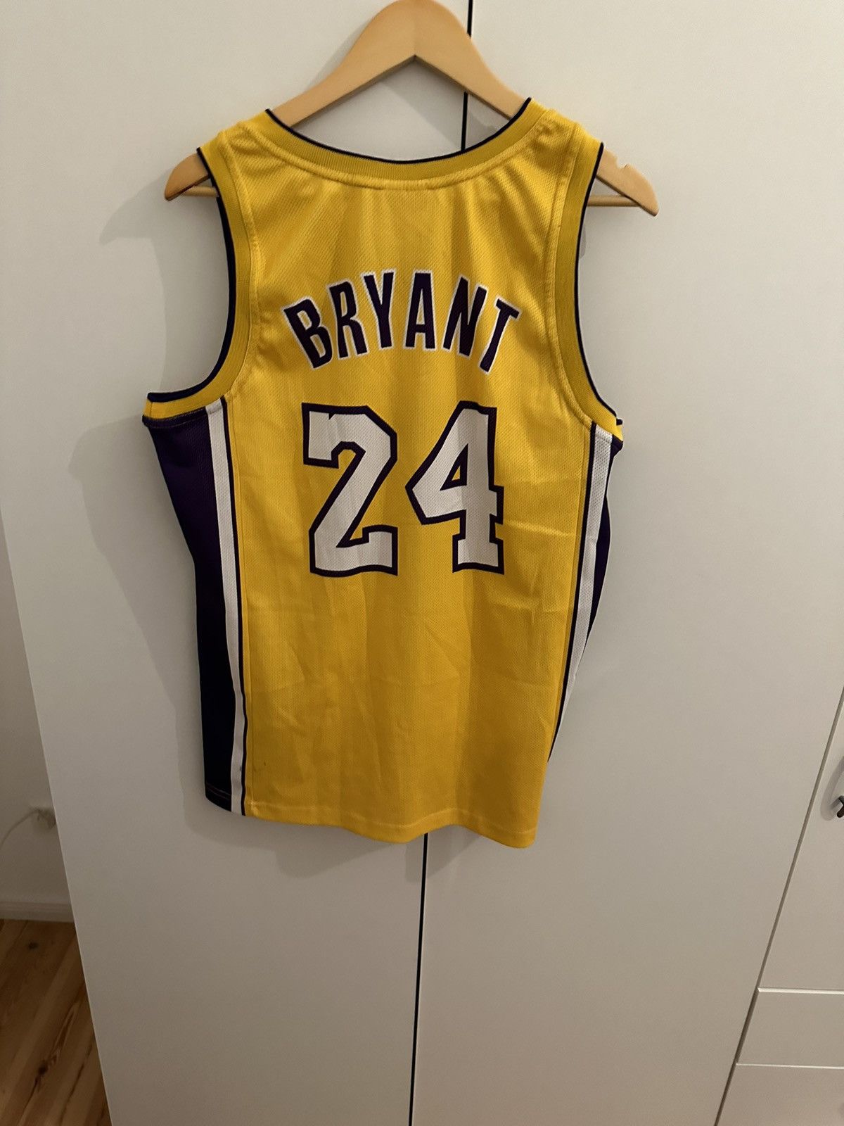 Champion Champion Jersey Los Angeles Lakers Size M NBA Kobe Bryant 24 Size US M / EU 48-50 / 2 - 2 Thumbnail