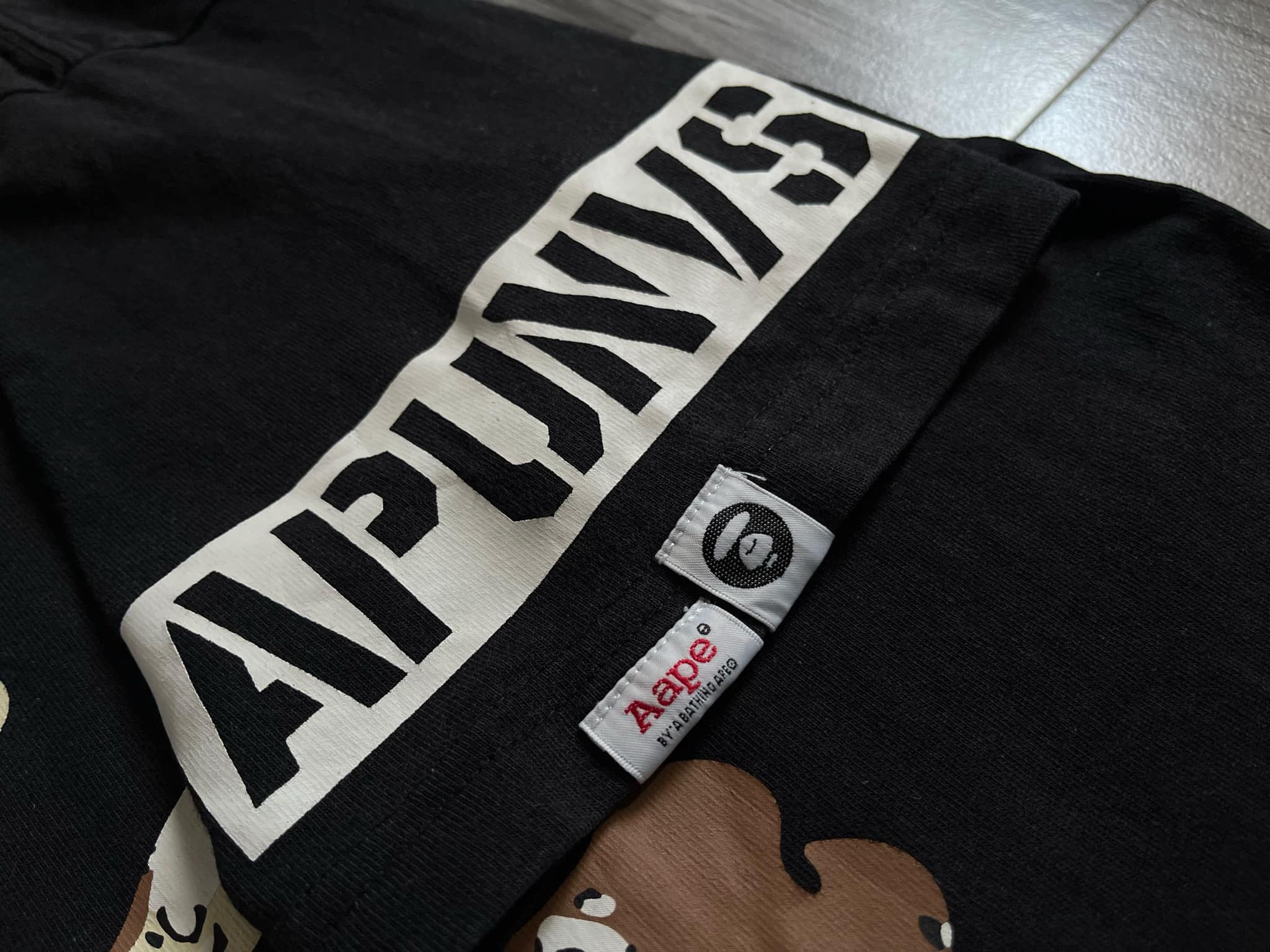 Aape (Rare) Aape Skull Crossing Bone Size US L / EU 52-54 / 3 - 6 Thumbnail
