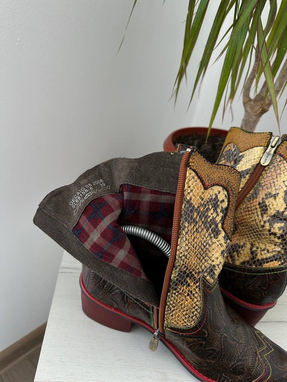 Japanese Brand × Vintage Vintage Japanese Laura Vita Cowboy Boots Size US 9 / IT 39 - 20 Thumbnail