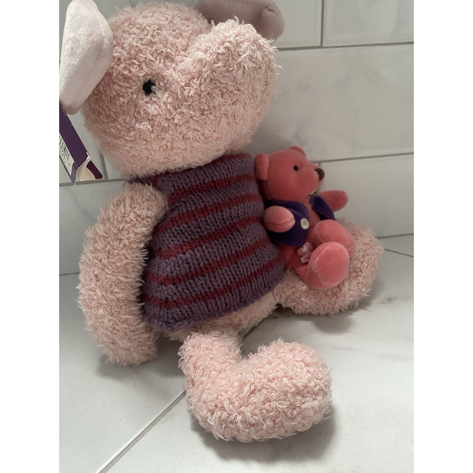 Disney Classic Piglet w/bear the Disney Store NWT Size ONE SIZE - 8 Thumbnail