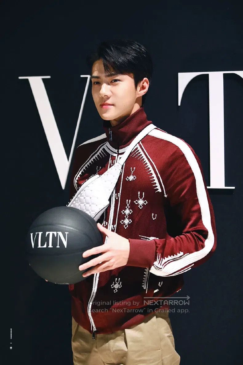 Valentino Valentino coat Size US S / EU 44-46 / 1 - 9 Thumbnail