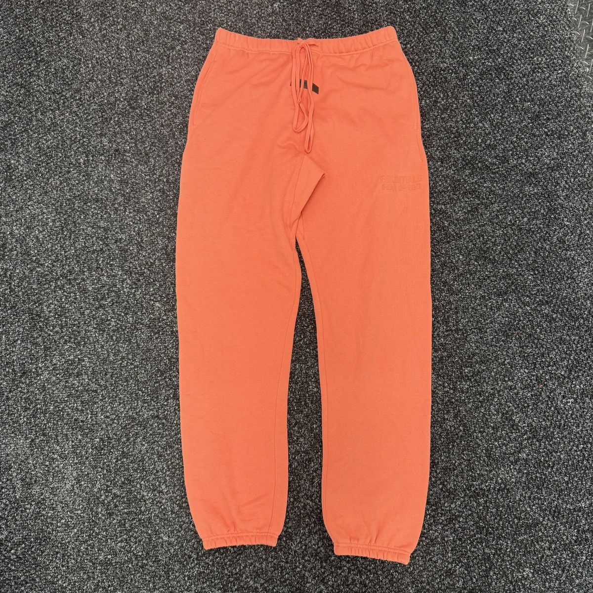 Essentials Essentials Fear Of God Sweatpants Coral Size US 36 / EU 52 - 1 Thumbnail
