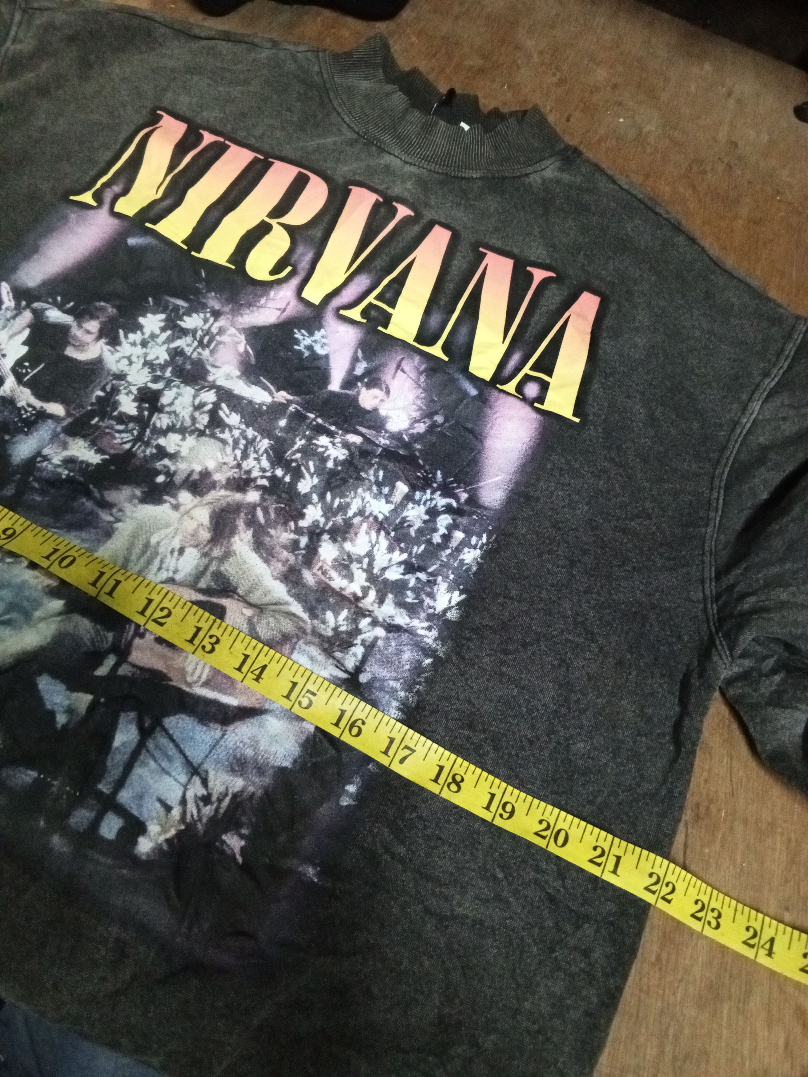 H&M NIRVANA BY H&M SWEATSHIRT Size US M / EU 48-50 / 2 - 5 Thumbnail