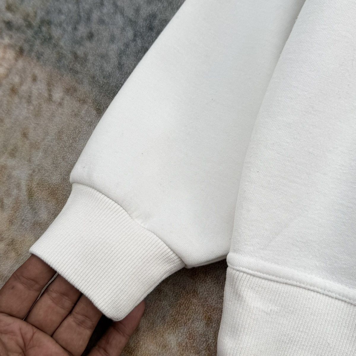 Valentino VTG Nicola Valentino Embroidered Logo Colorblock Crewneck Size US L / EU 52-54 / 3 - 9 Thumbnail